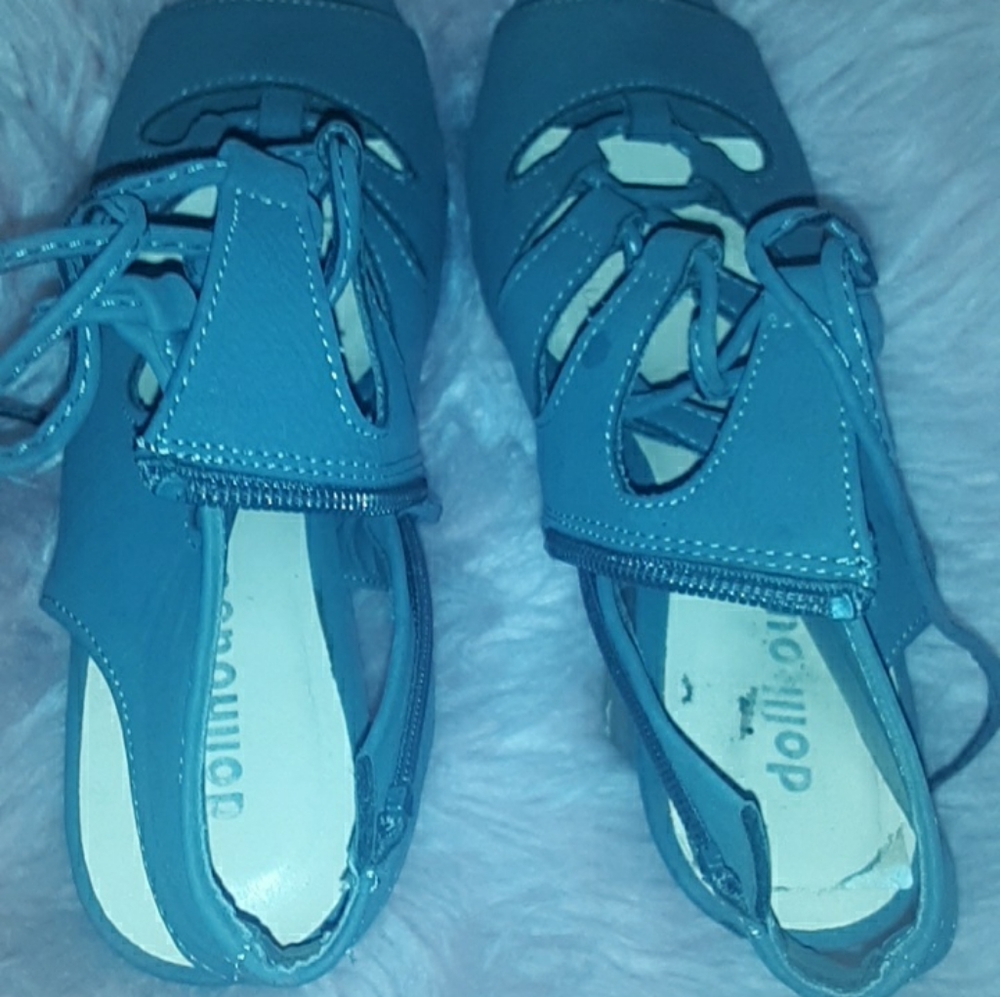 Cute new wedges for 20 dollars
